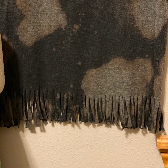 Johnny Cash Distressed Tee! - Picture 3 of 5